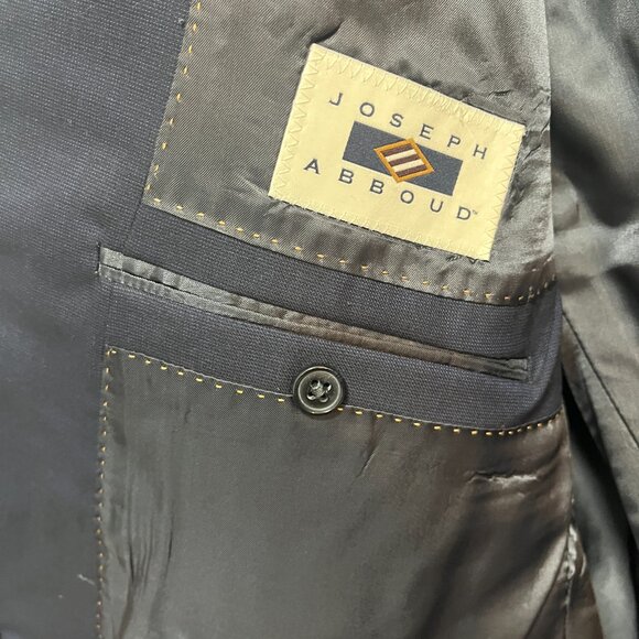 Men's Warehouse Joseph Abboud Navy Suit - Picture 3 of 9